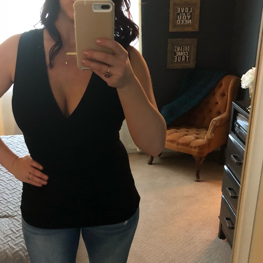 V neck ruched side tank top